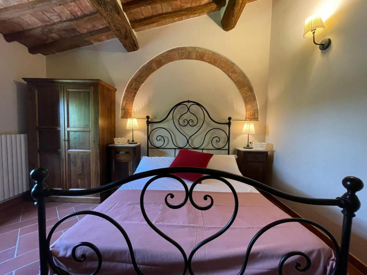Podere I Sorbi, Spacious Tuscan Villa, Lajatico, Nr Pisa Molino Mazzetti エクステリア 写真