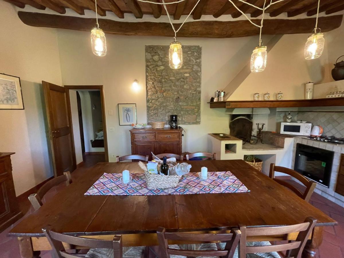 Podere I Sorbi, Spacious Tuscan Villa, Lajatico, Nr Pisa Molino Mazzetti エクステリア 写真